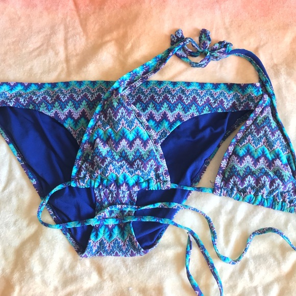 Other - Blue multi bikini bottom and triangle top